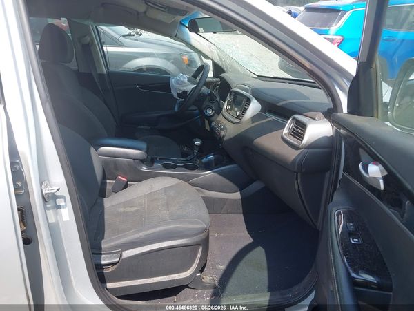 2019 KIA SORENTO 2.4L LX