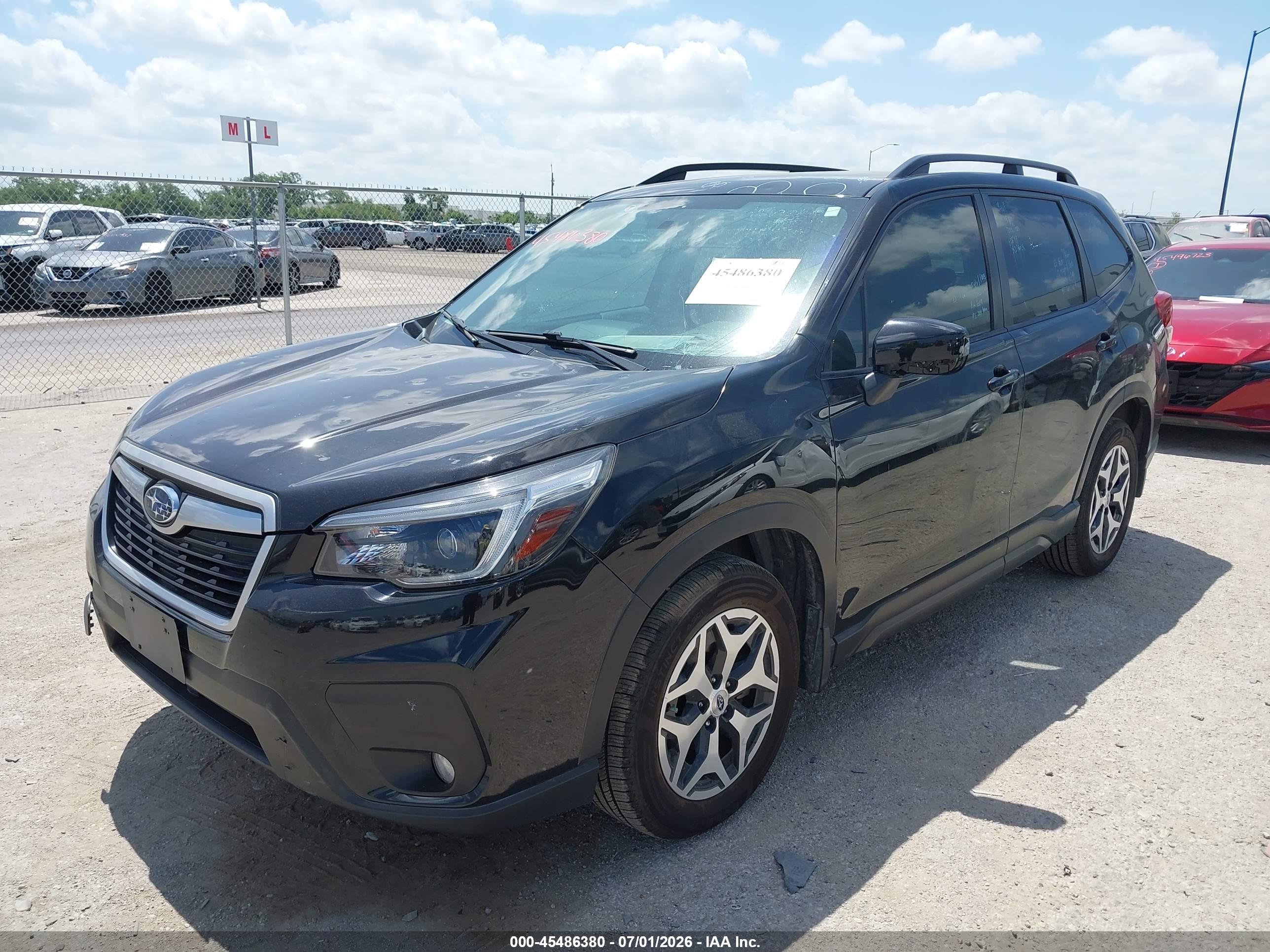 2021 SUBARU FORESTER PREMIUM — I2