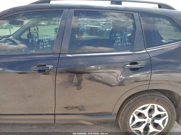 2021 SUBARU FORESTER PREMIUM — I117