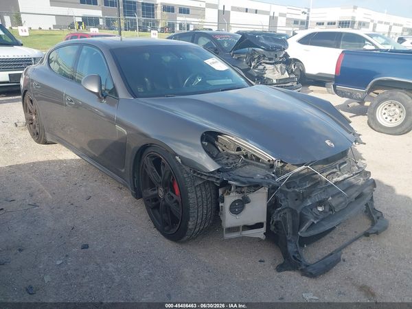2015 PORSCHE PANAMERA GTS