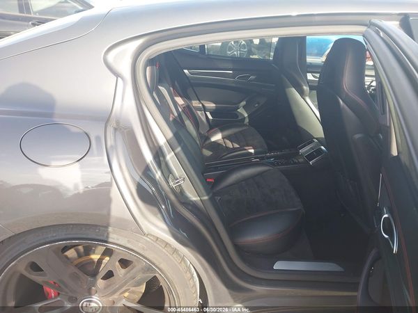 2015 PORSCHE PANAMERA GTS