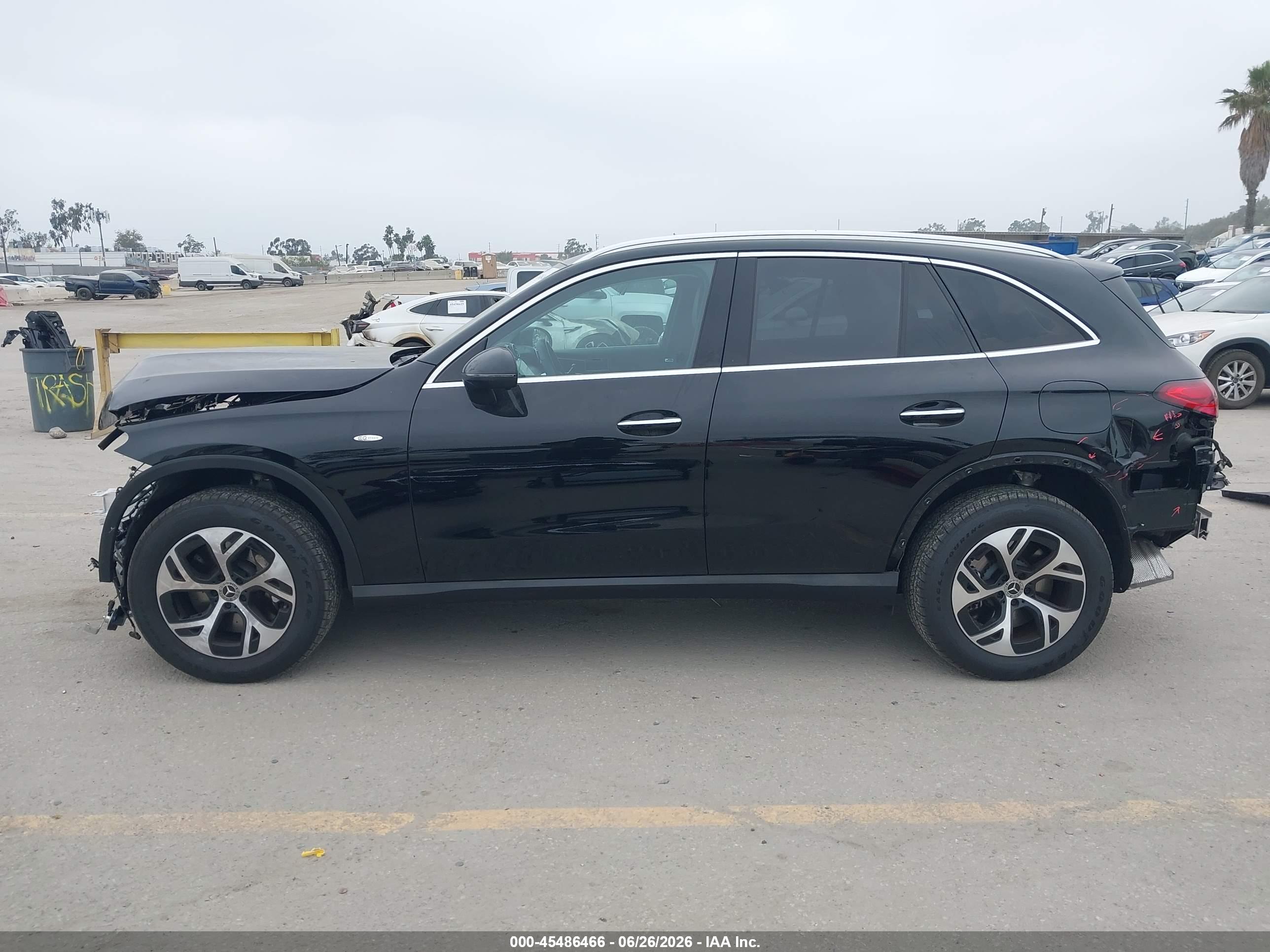 2025 MERCEDES-BENZ GLC 350E 4MATIC