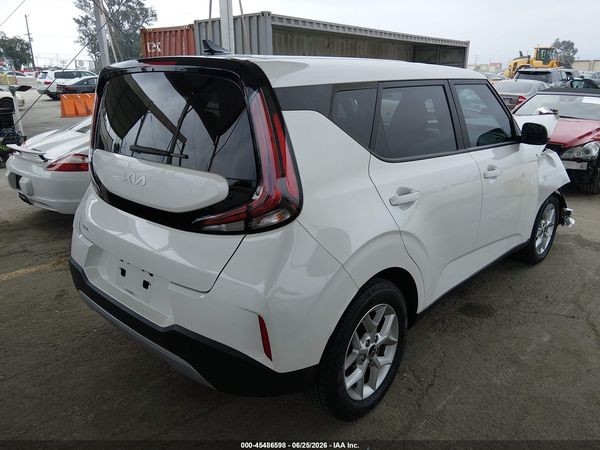2023 KIA SOUL LX