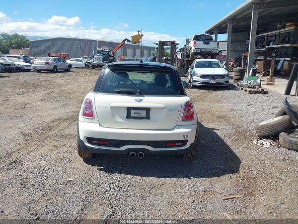 2012 MINI COOPER S