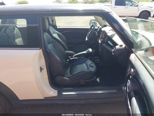 2012 MINI COOPER S