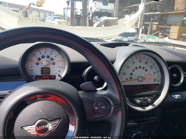 2012 MINI COOPER S