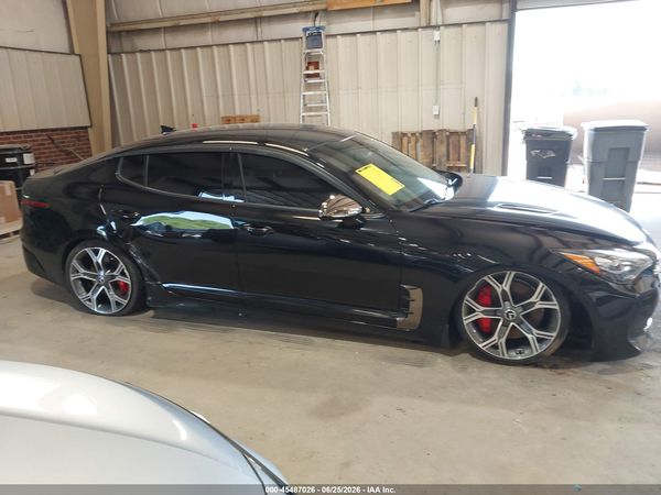 2020 KIA STINGER GT