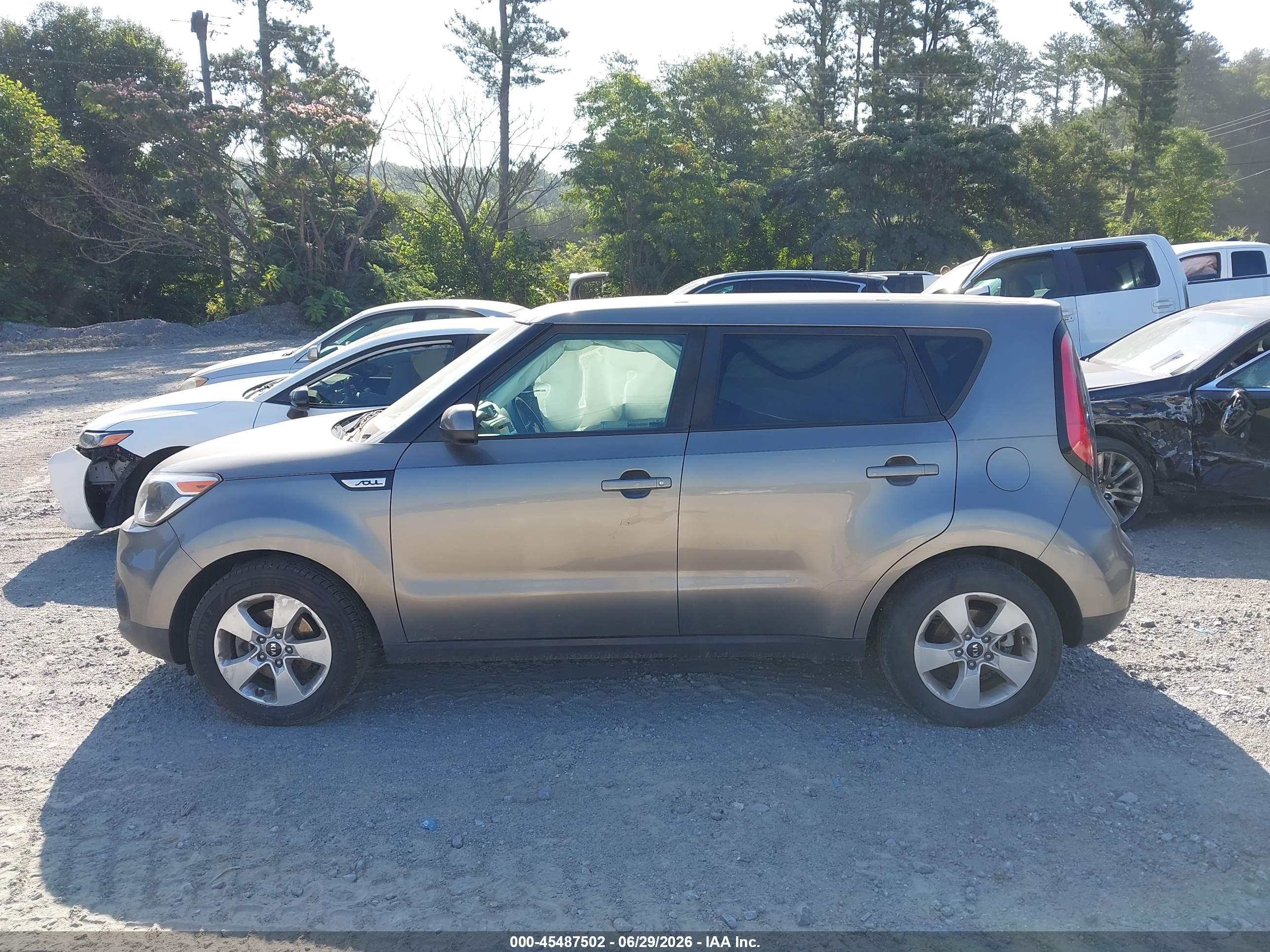 2019 KIA SOUL Base