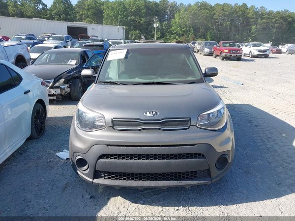 2019 KIA SOUL Base