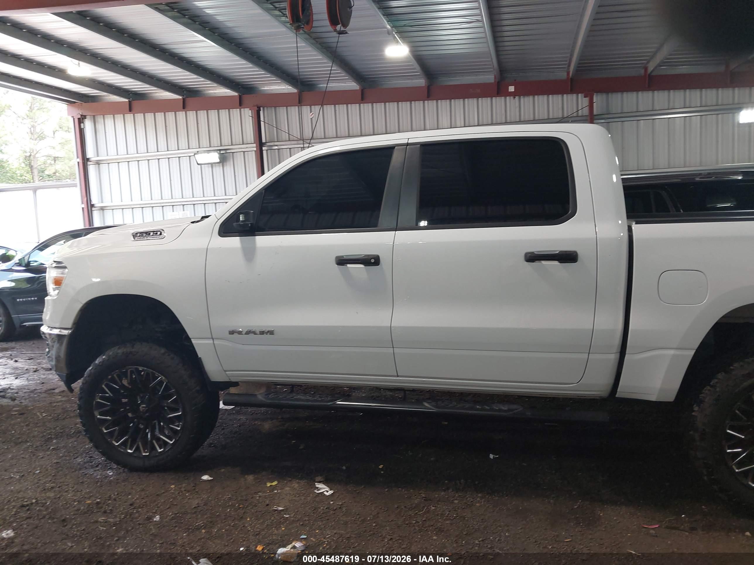 2024 RAM 1500 BIG HORN  4X4 5'7 BOX