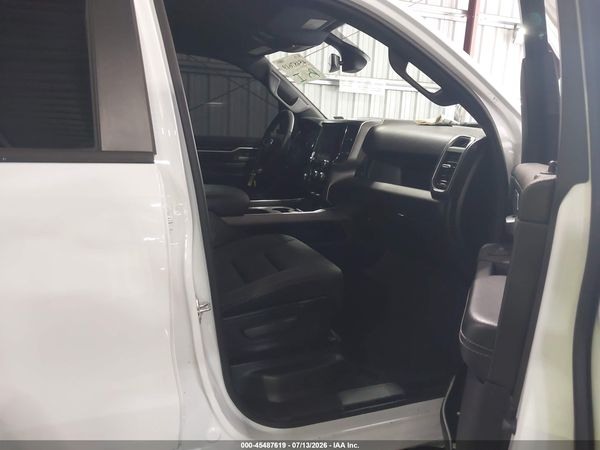 2024 RAM 1500 BIG HORN  4X4 5'7 BOX