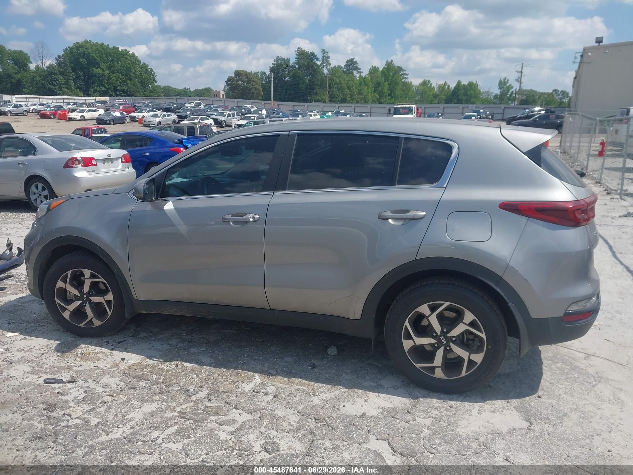 2022 KIA SPORTAGE LX