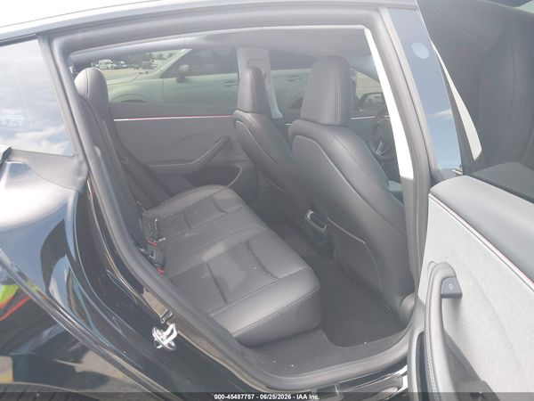 2025 TESLA MODEL 3