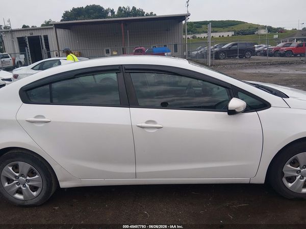 2018 KIA FORTE LX