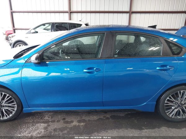 2023 KIA FORTE