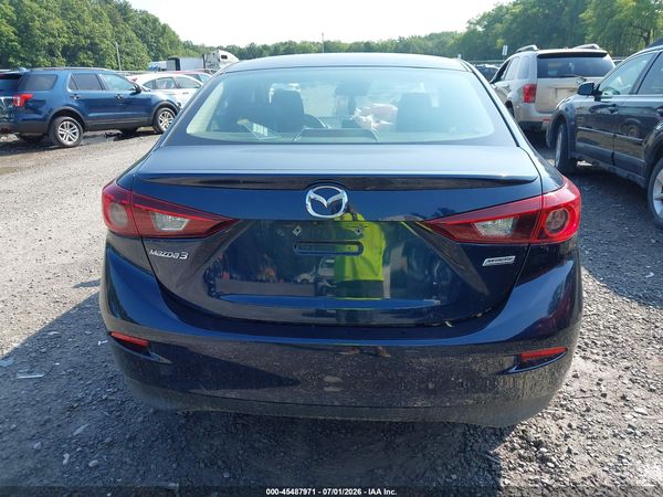 2018 MAZDA MAZDA3 TOURING
