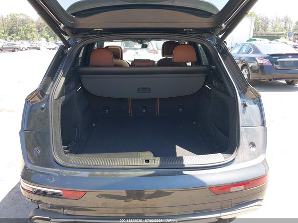 2021 AUDI Q5