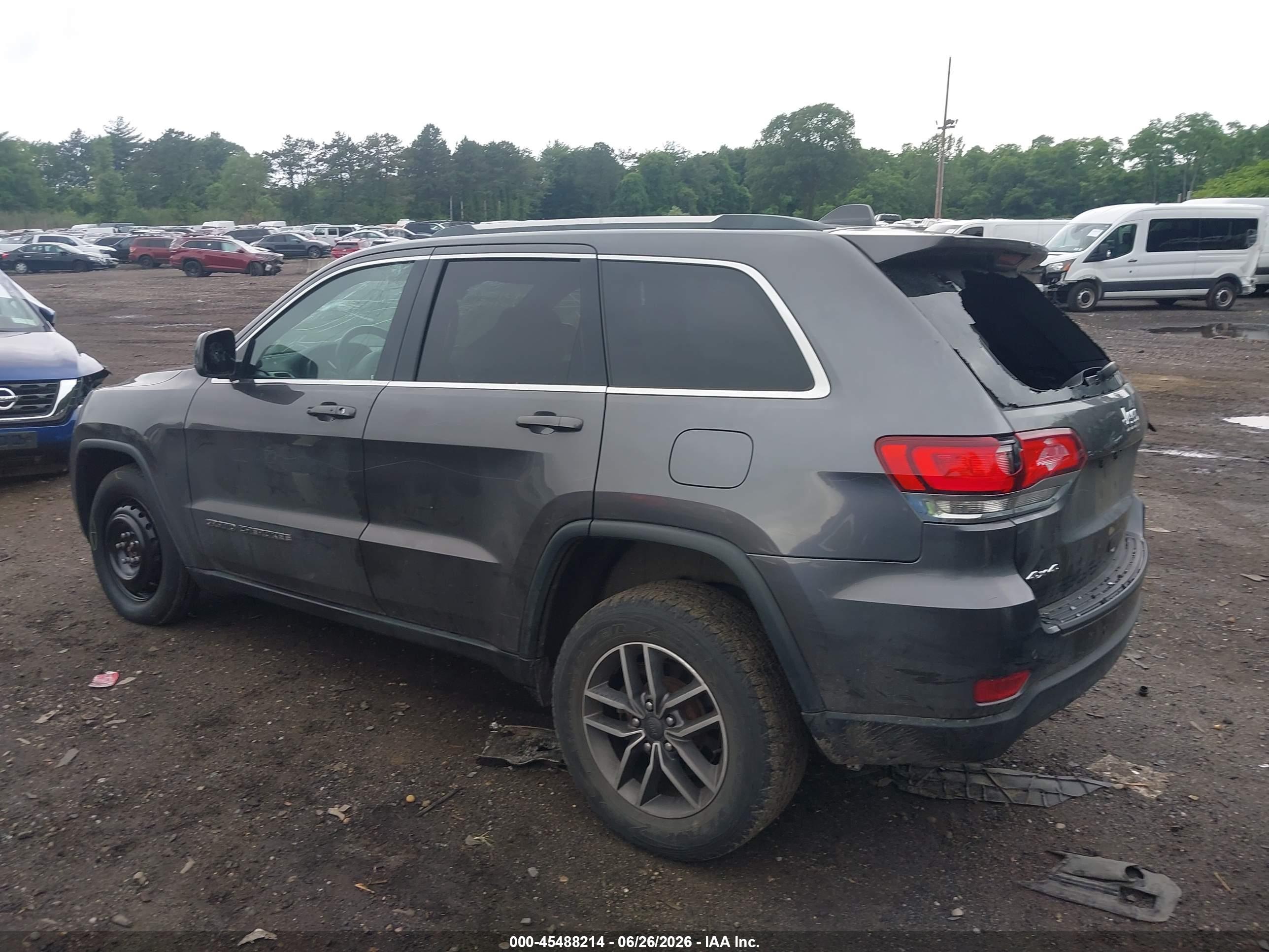 2020 JEEP GRAND CHEROKEE LAREDO E 4X4