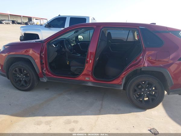2022 TOYOTA RAV4 LE