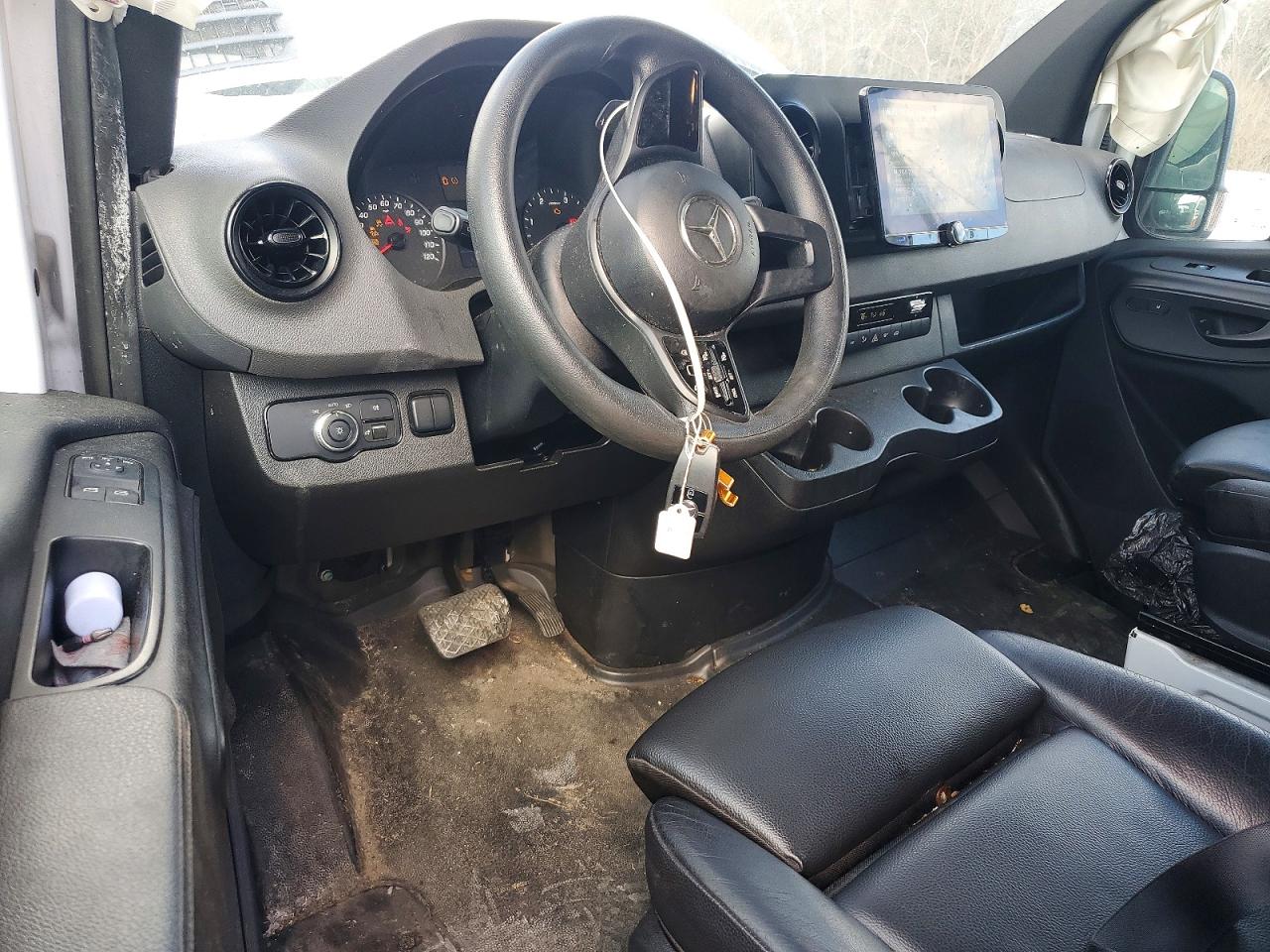 2021 MERCEDES-BENZ SPRINTER 907 (VS30)