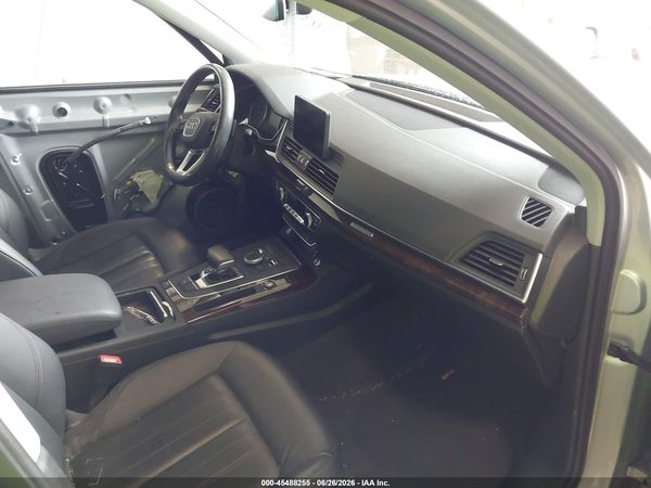 2018 AUDI Q5 quattro Premium