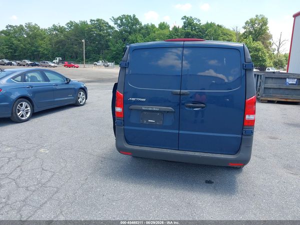 2019 MERCEDES-BENZ METRIS