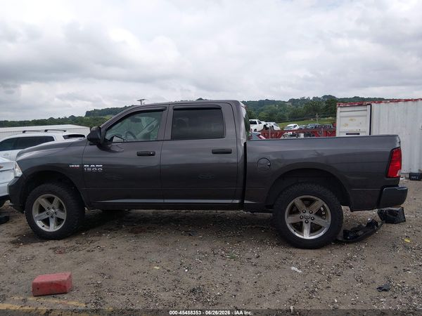 2018 RAM 1500 EXPRESS  4X4 5'7 BOX