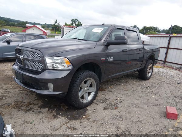 2018 RAM 1500 EXPRESS  4X4 5'7 BOX