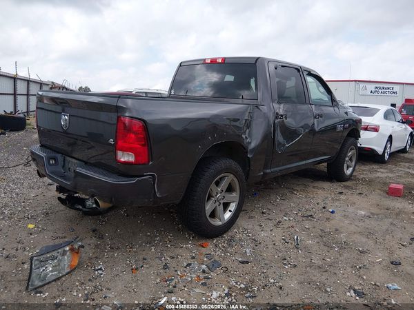 2018 RAM 1500 EXPRESS  4X4 5'7 BOX