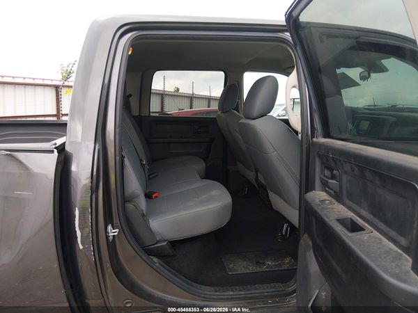 2018 RAM 1500 EXPRESS  4X4 5'7 BOX
