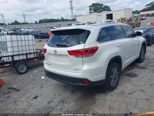 2018 TOYOTA HIGHLANDER XLE