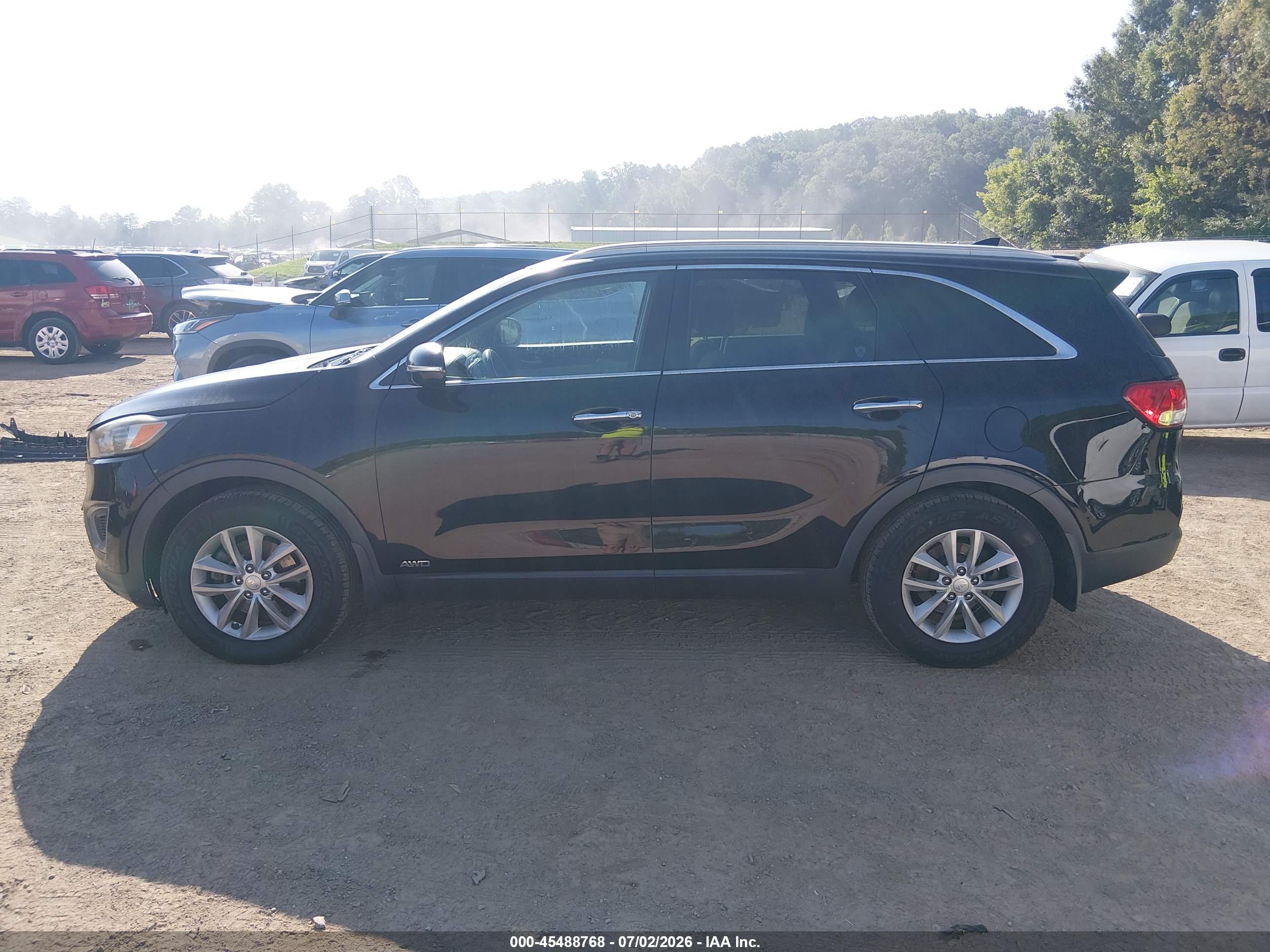 2016 KIA SORENTO 2.4L LX