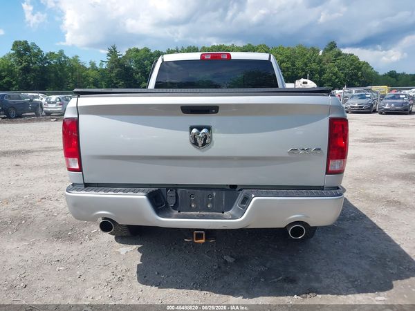 2018 RAM 1500 EXPRESS  4X4 6'4 BOX
