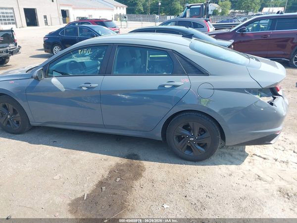 2022 HYUNDAI ELANTRA SEL