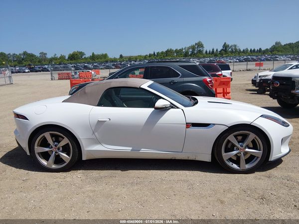 2019 JAGUAR F-TYPE P300