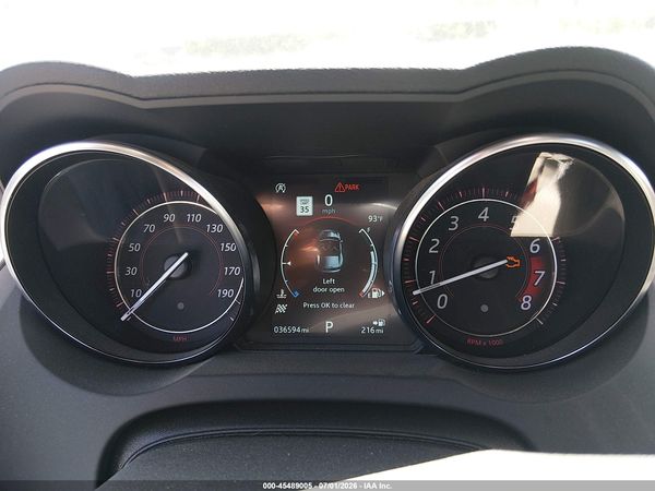 2019 JAGUAR F-TYPE P300