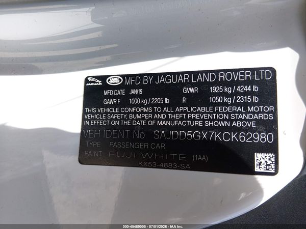 2019 JAGUAR F-TYPE P300