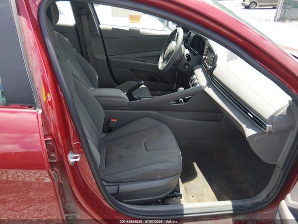 2023 HYUNDAI ELANTRA SE