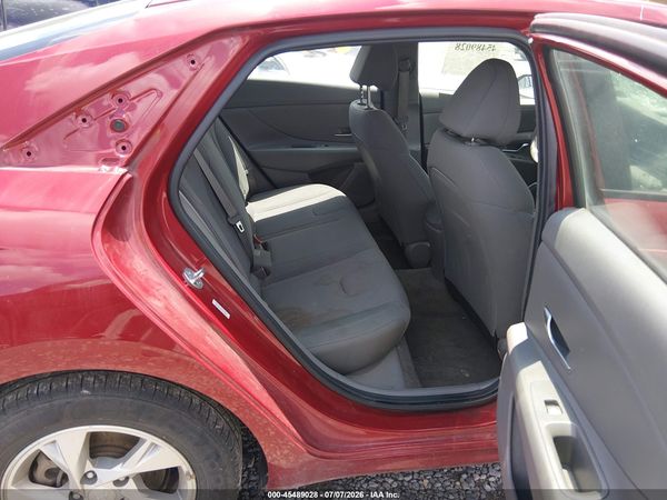 2023 HYUNDAI ELANTRA SE