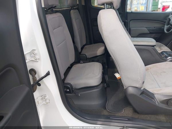 2015 CHEVROLET COLORADO 4WD WT — I8