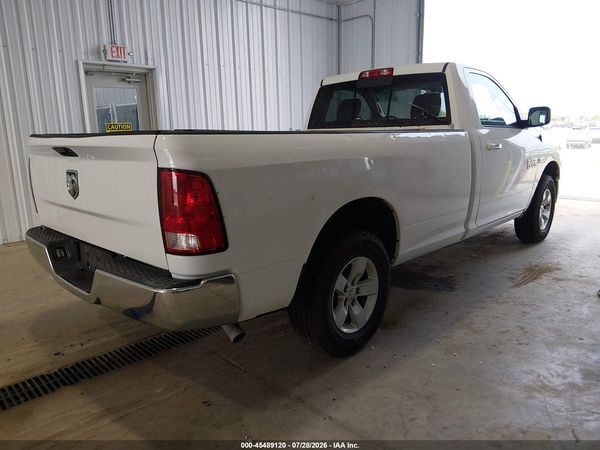 2018 RAM 1500 SLT  4X4 8' BOX