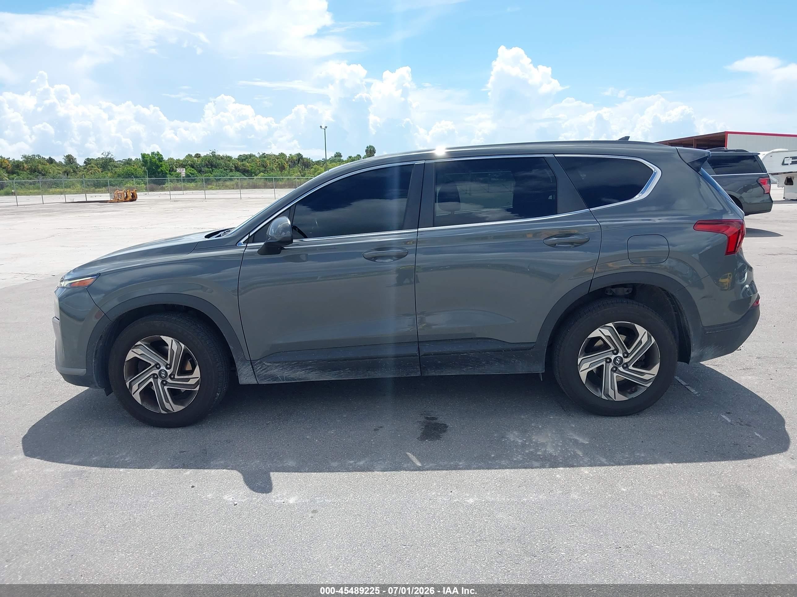 2021 HYUNDAI SANTA FE SE