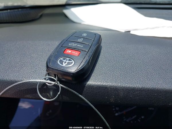 2025 TOYOTA TUNDRA SR5