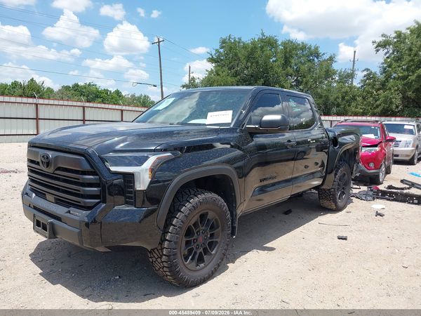2025 TOYOTA TUNDRA SR5