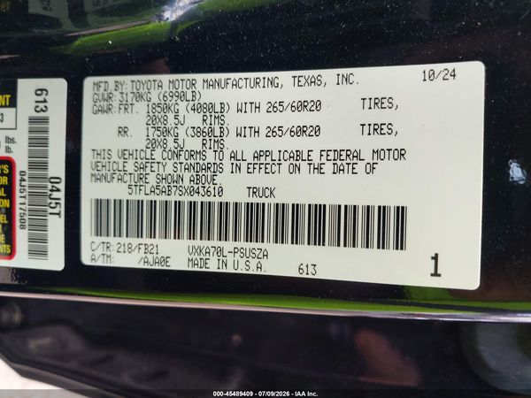 2025 TOYOTA TUNDRA SR5