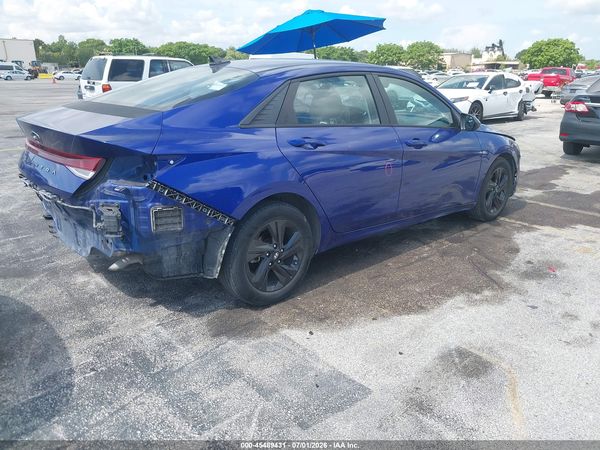 2023 HYUNDAI ELANTRA SEL