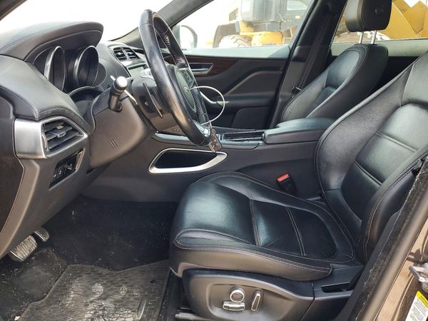 2019 JAGUAR F-PACE 35T Prestige