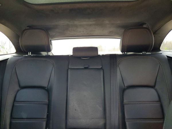 2019 JAGUAR F-PACE 35T Prestige