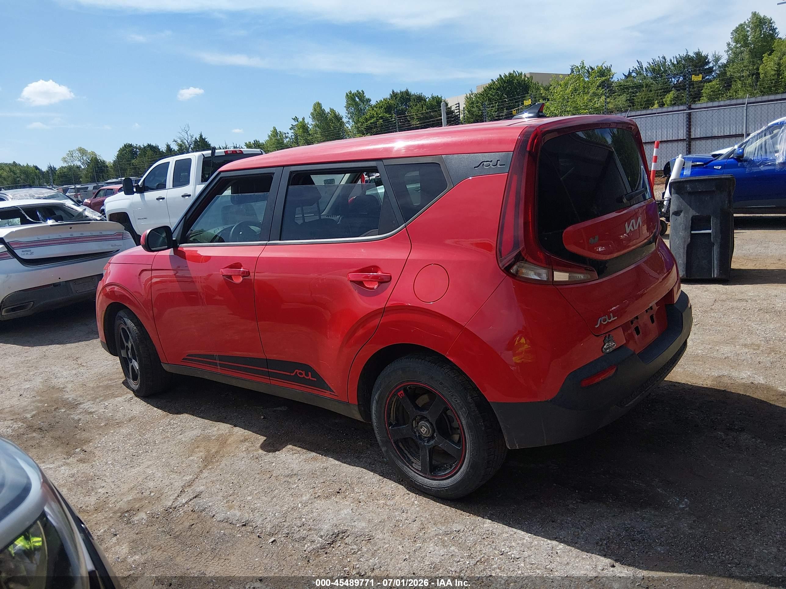 2022 KIA SOUL LX