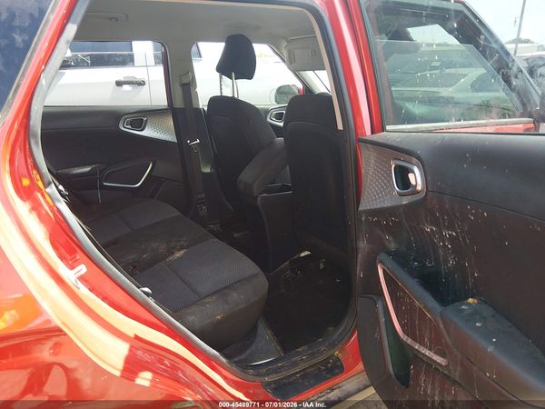 2022 KIA SOUL LX